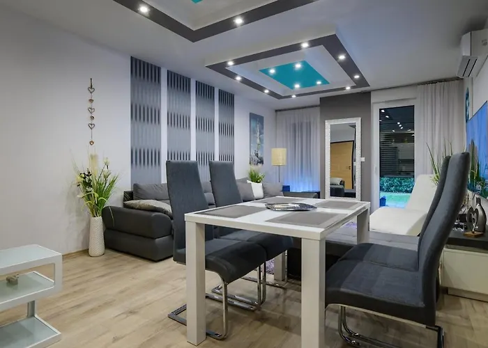 Perczel * באלאטונפורד