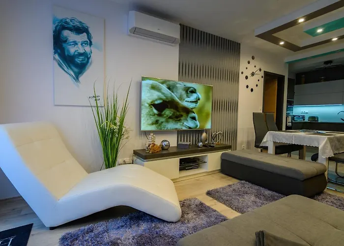 Perczel * באלאטונפורד